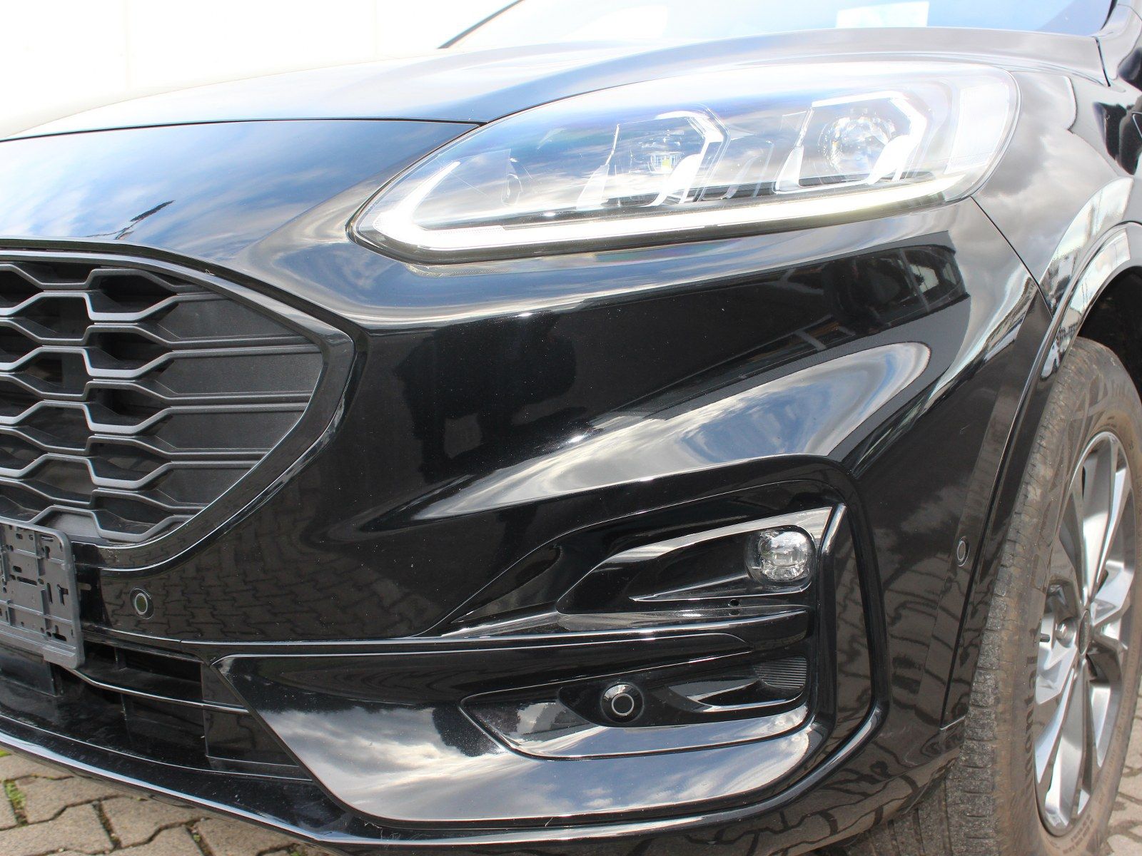 Fahrzeugabbildung Ford Kuga Plug-In Hybrid ST-Line