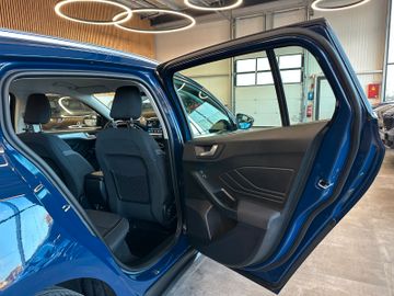 Ford Focus Turnier Cool & Connect*Spurhalte*LED*Navi*