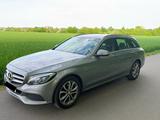 Mercedes-Benz C 220 d T AVANTGARDE Autom. Kamera Luftfederung  - Mercedes-Benz C 220 in Krefeld