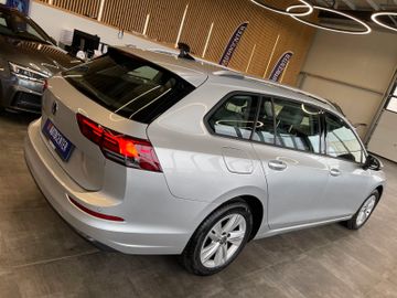 MYAUTOCENTER – Gebraucht- und Jahreswagen mit Werkstattservice in Pfaffenhofen Volkswagen Golf VIII Variant Life *1. Hand*Kamera*AHK*Klima