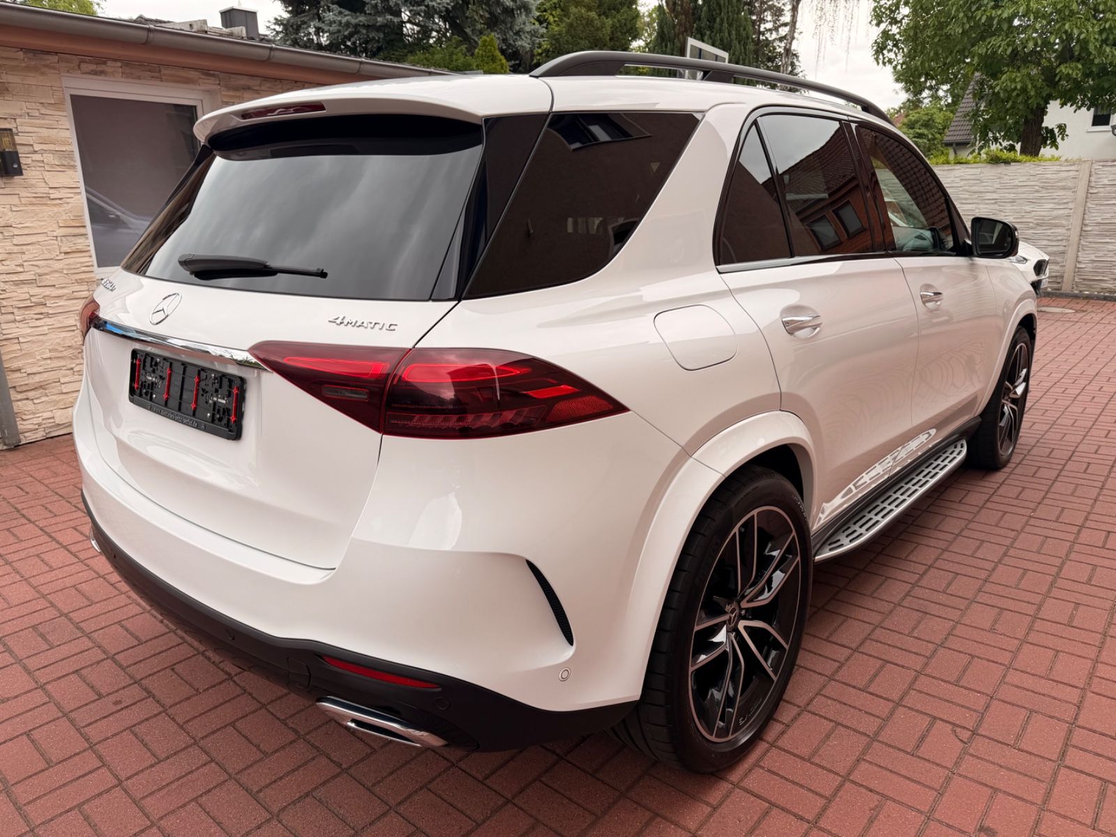 Mercedes-Benz GLE 350 de 4Matic AMG PANO 22 ALU BURMESTER VOLL foto 4