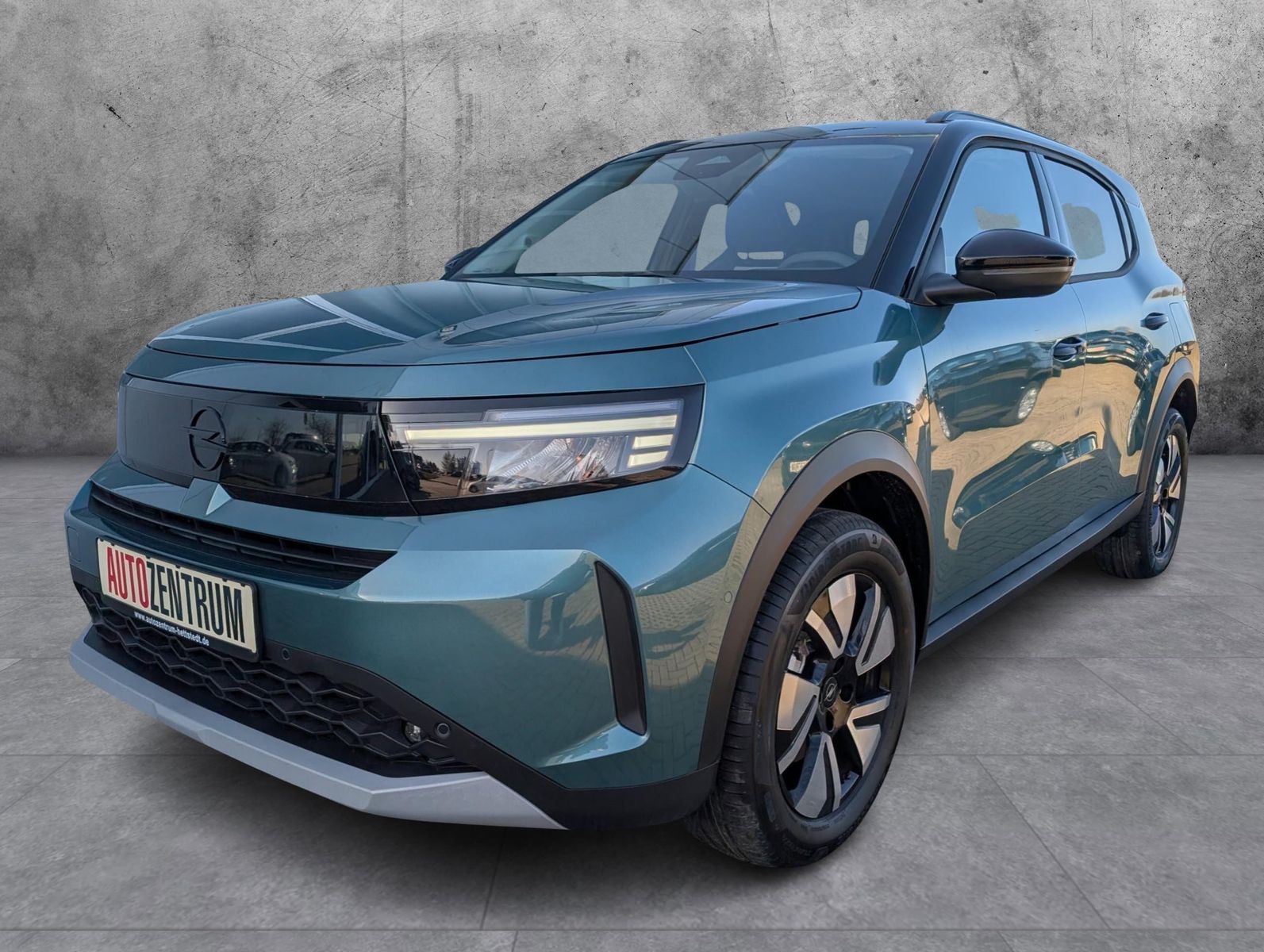 Fahrzeugabbildung Opel Frontera GS 1.2 Hybrid 145PS Automatik 7-SITZE