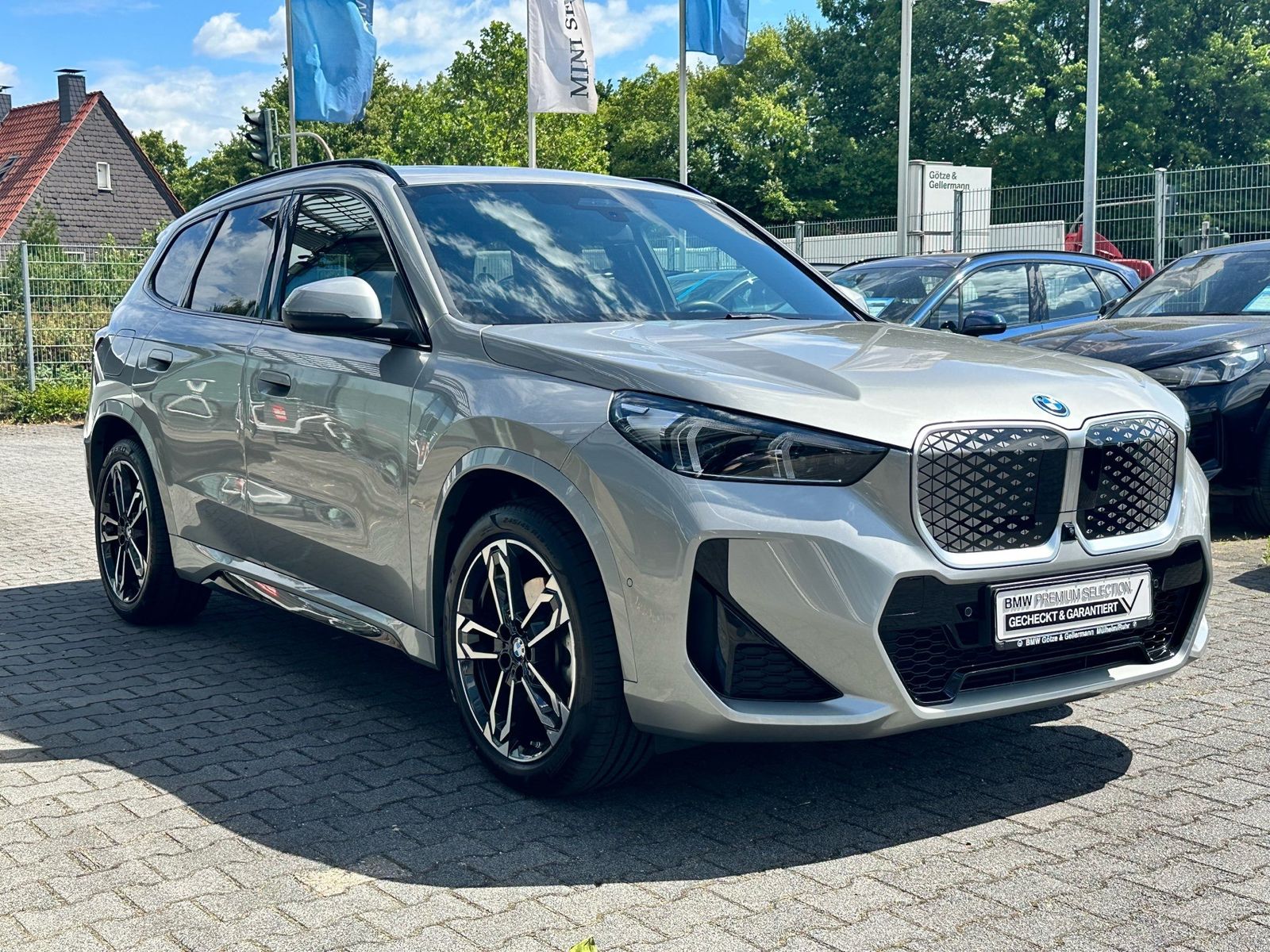 BMW iX1 - Bild 3