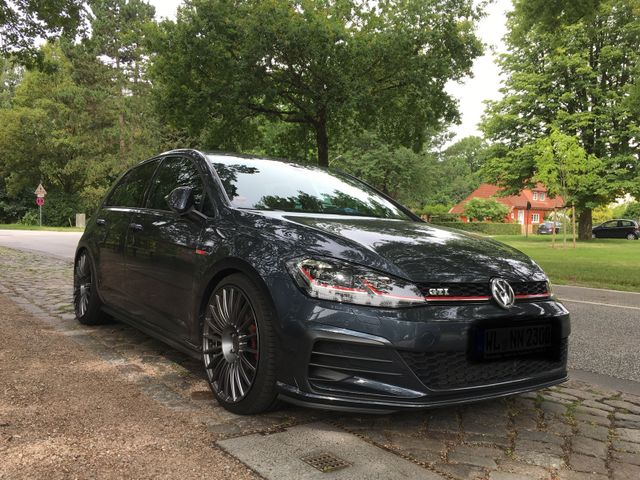 Volkswagen Golf GTI (BlueMotion Technology) DSG