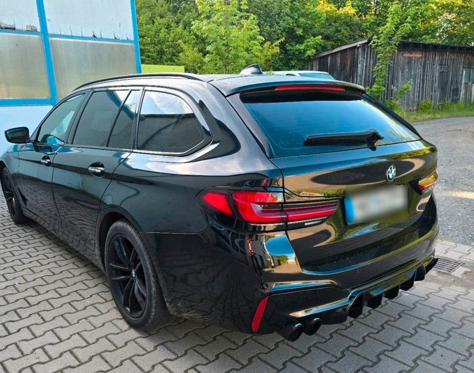 Image of BMW 520