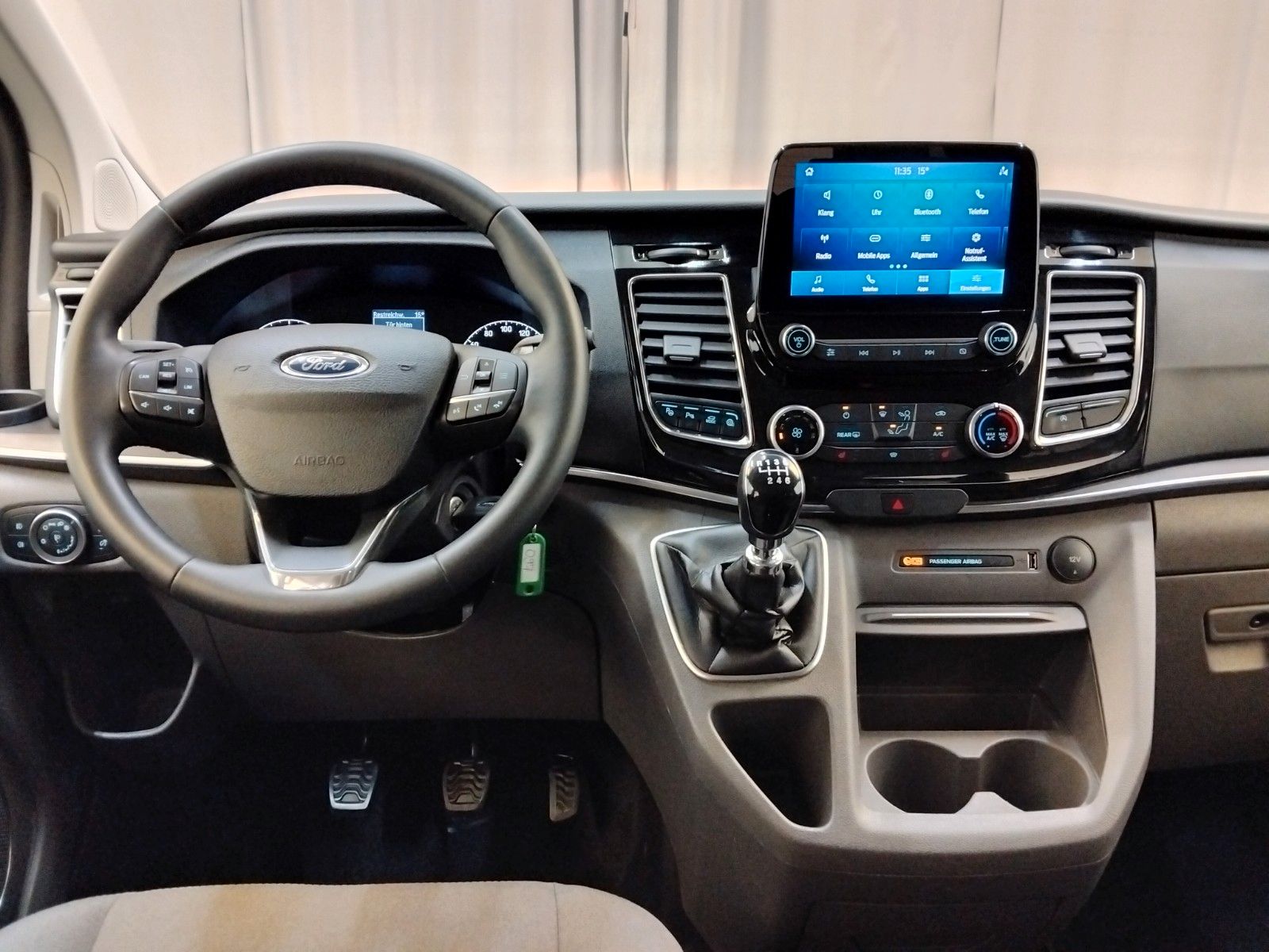 Ford Tourneo Custom (06/2026, Diesel)