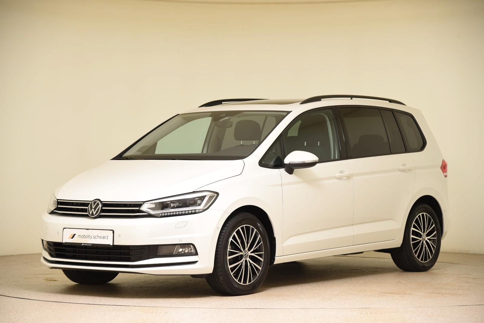 Volkswagen Touran 1.5 TSI DSG Comfortline ACC RFK Pano LED