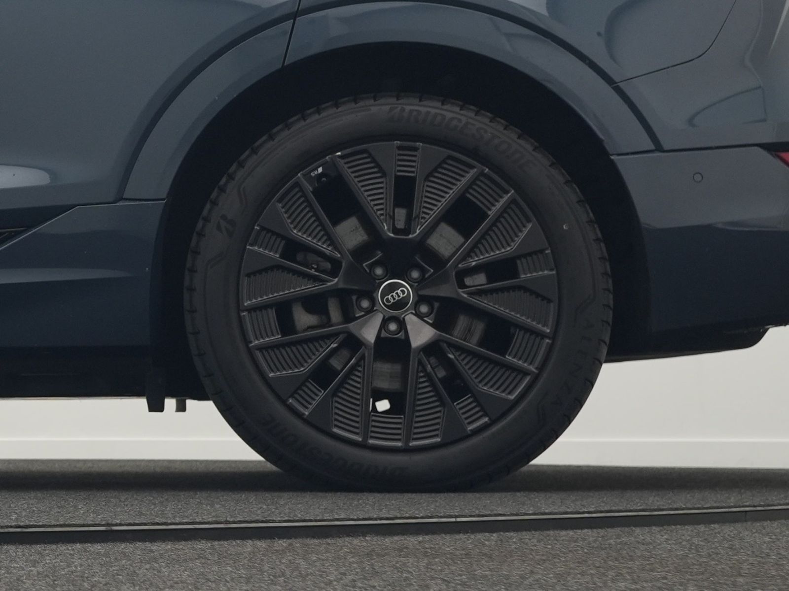Audi Q8 e-tron - Bild 47