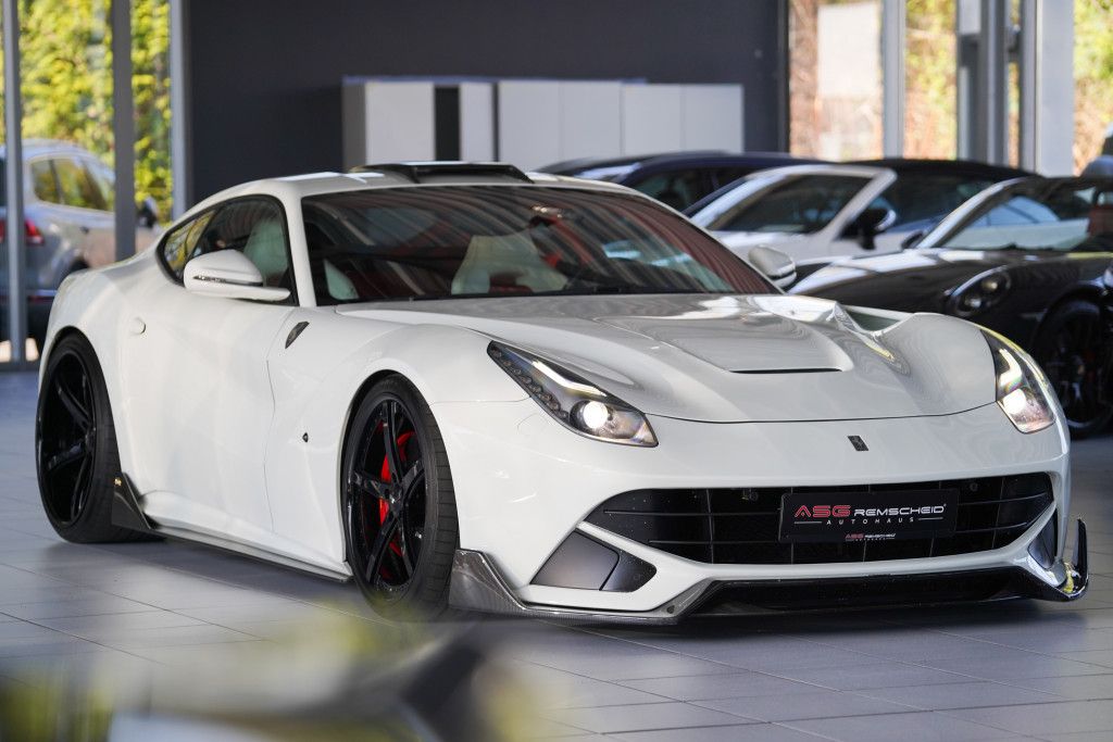 Ferrari F12