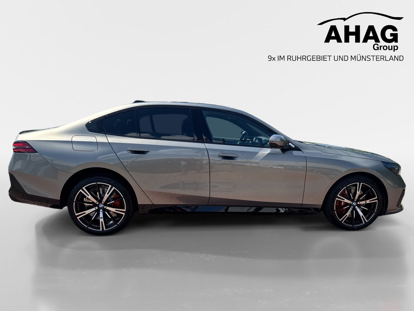 BMW 550e xDrive Limousine imagem 3