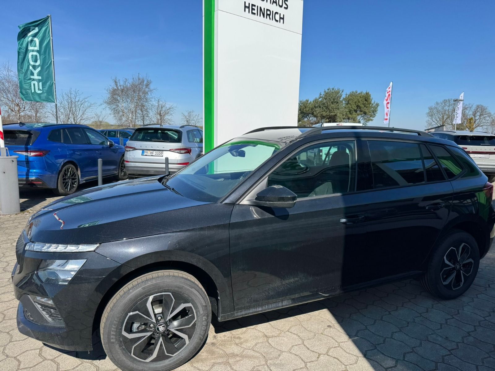 Fahrzeugabbildung SKODA Kamiq Selection 1,0 TSI 85 kW 7-Gang-DSG