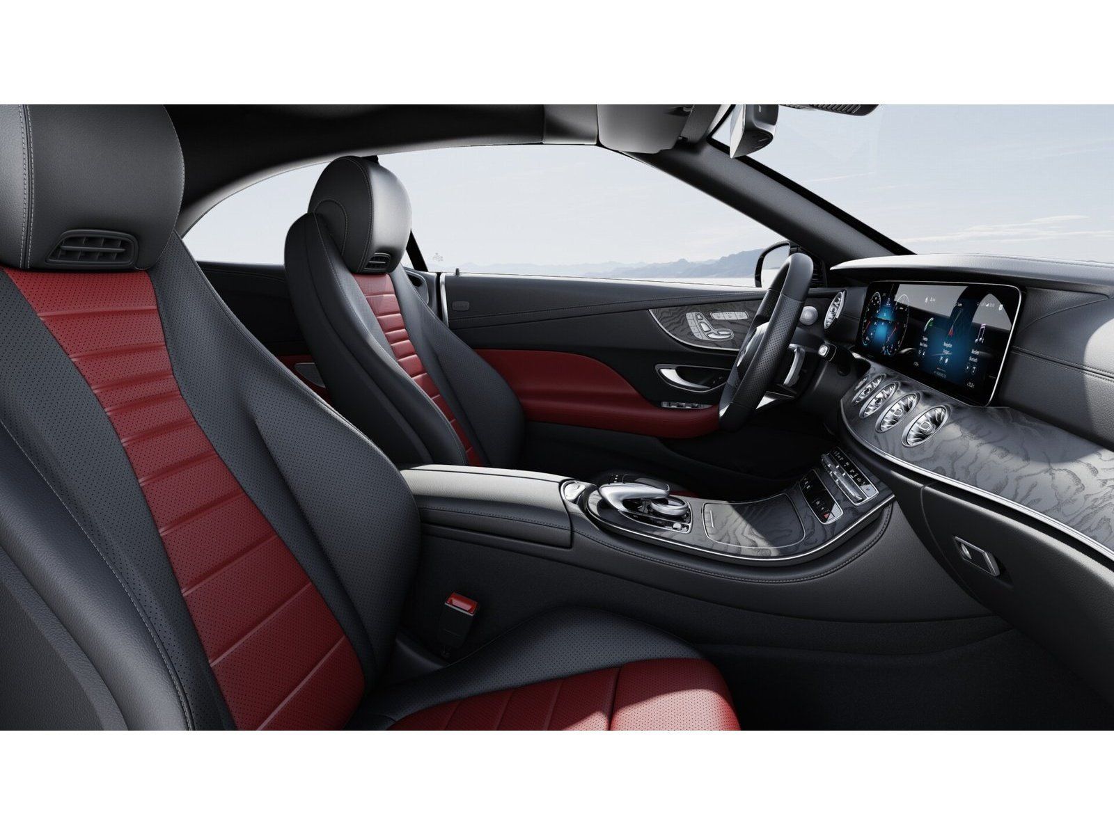 Fahrzeugabbildung Mercedes-Benz E400d AMG Memo DISTR Burm MLED Sitzklim AIRSCARF