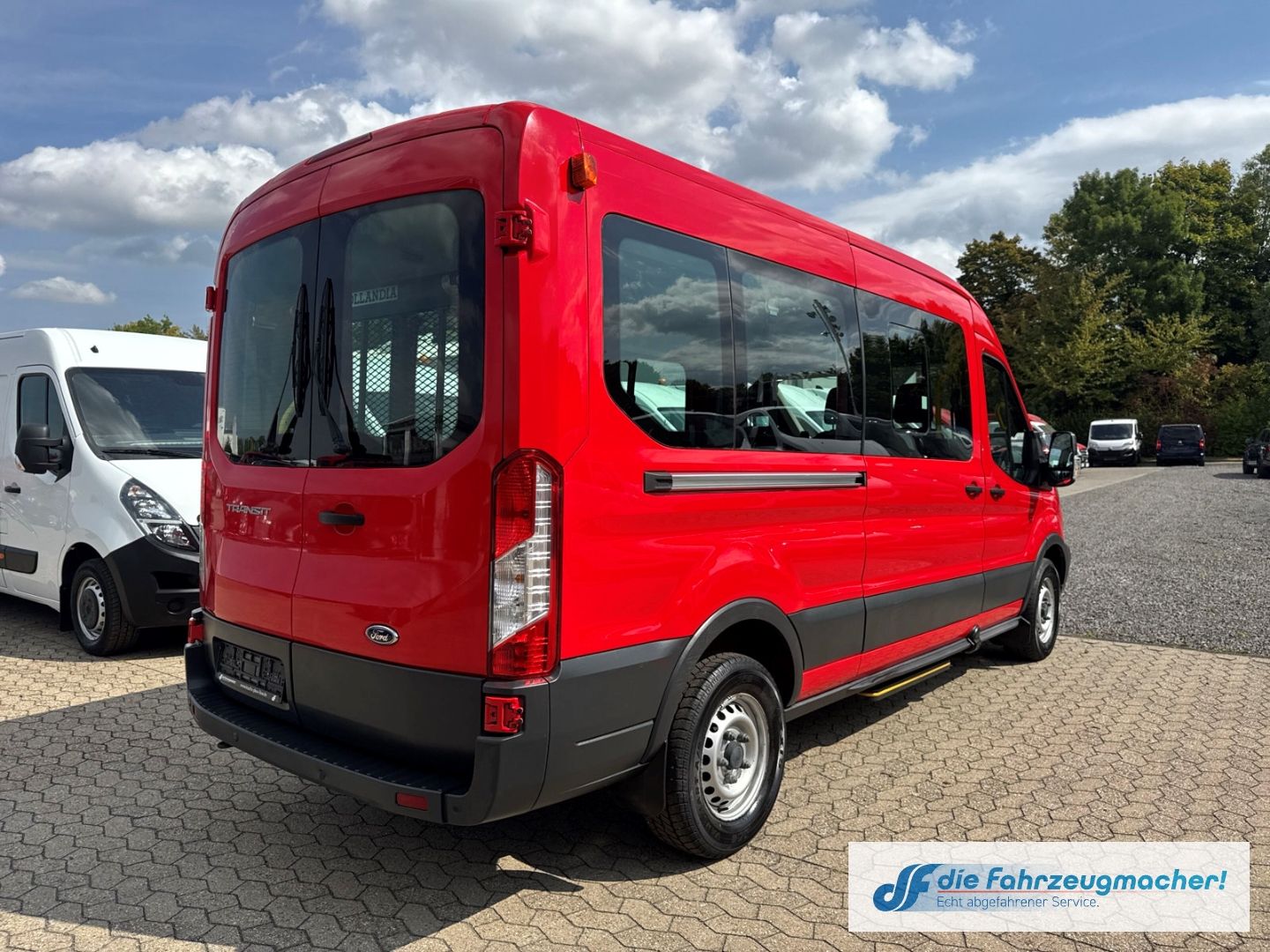 Fahrzeugabbildung Ford Transit Kombi 350 L3 2.2 TDCi DPF *3022