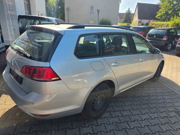 Volkswagen Golf - 4