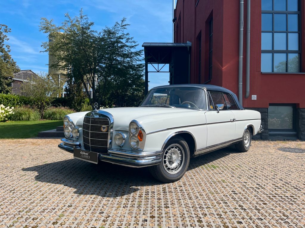 Mercedes-Benz 280