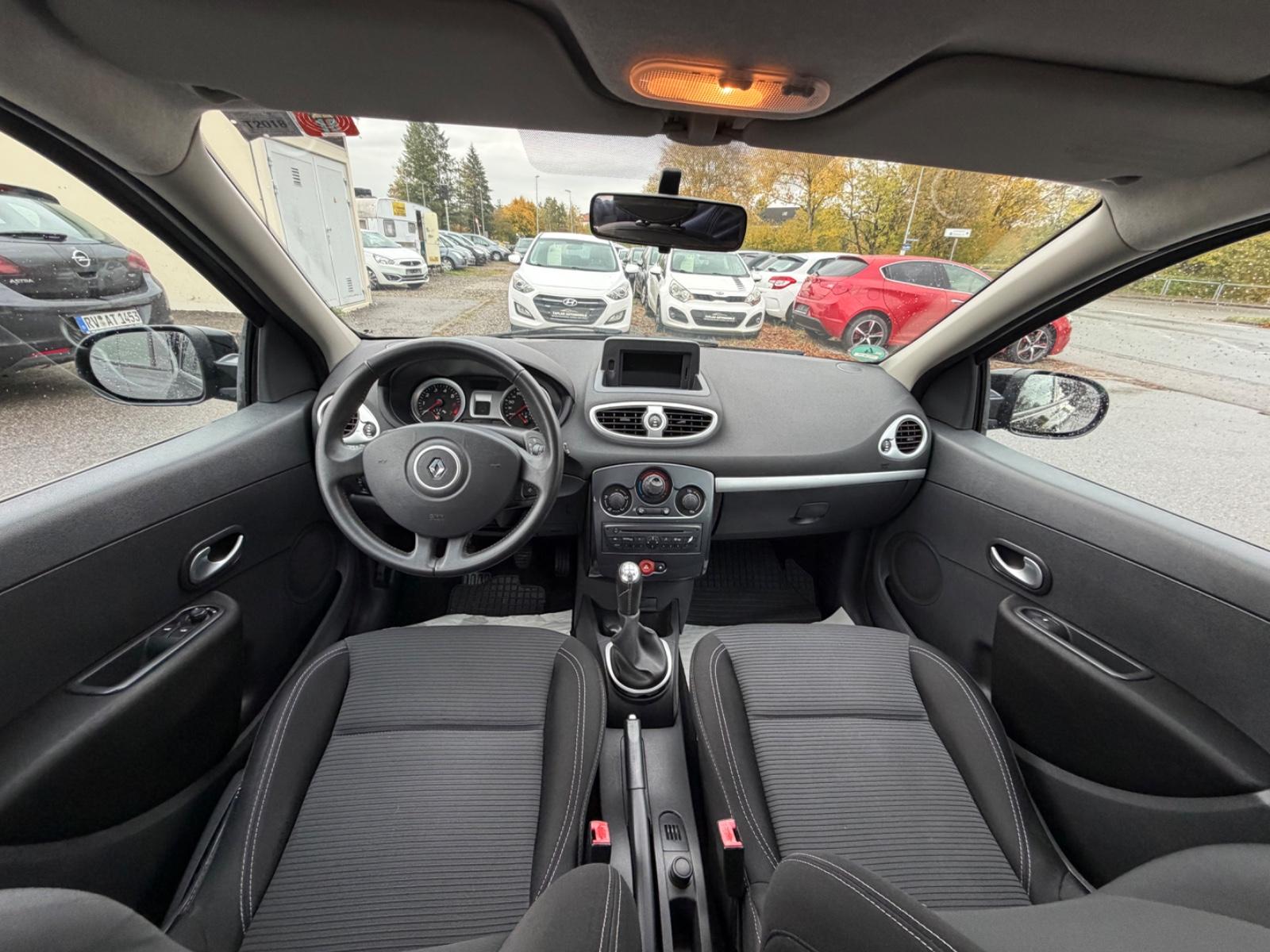 Renault Clio 2013 — photo 5