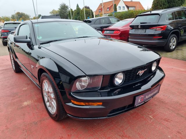 Ford Mustang  4.6l  GT