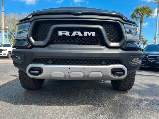 Dodge RAM Rebel 1500 4x4 Crew Cab unfallfrei