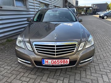 Mercedes E 200 - 7