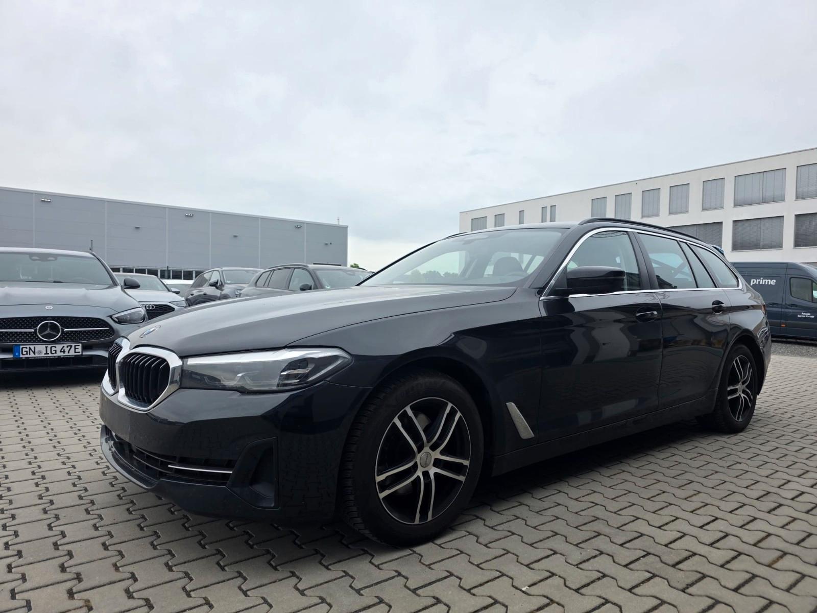 BMW 520d Touring A Mild-Hybrid*AHK*LED*PARK.P*WINTER