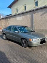Volvo S60 2.4 Bi-Fuel (Benzin/Erdgas)  Leder - gebrauchte Volvo S60 aus dem Jahr 2006