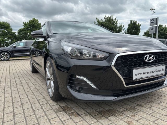 i30 Fastback 1.4 T-GDI Style+Navi+Sitzh.
