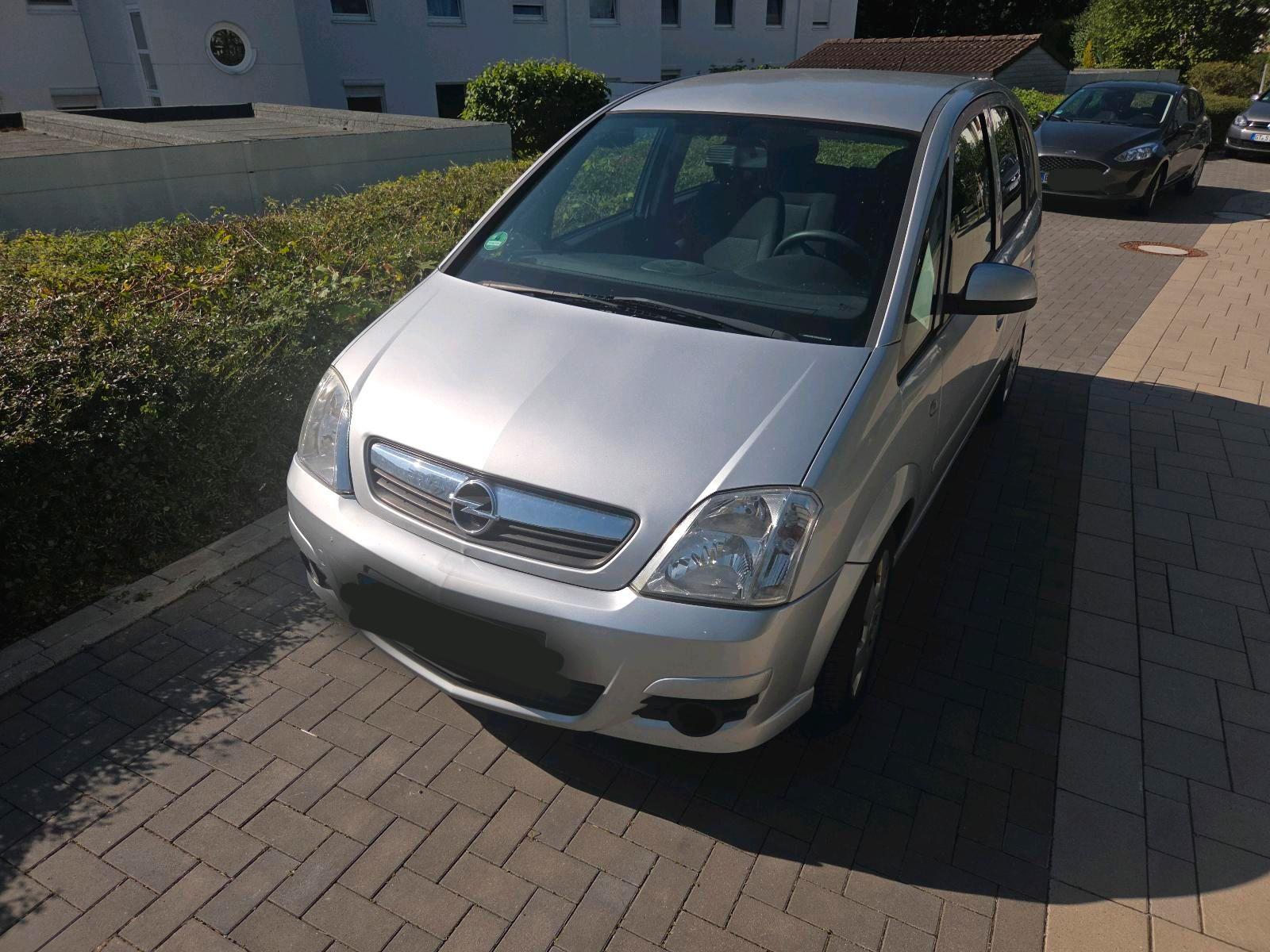 Opel Meriva 2009 — rear view