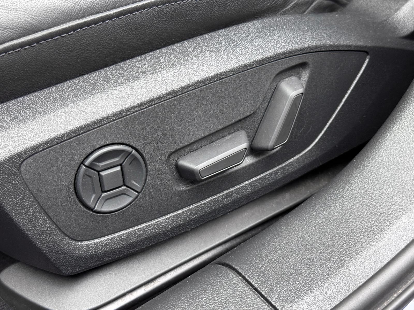 Fahrzeugabbildung Audi 45 TFSI QUAT/S-LINE/ACC/PANO/STANDHZ/B&O/KEYL/DA