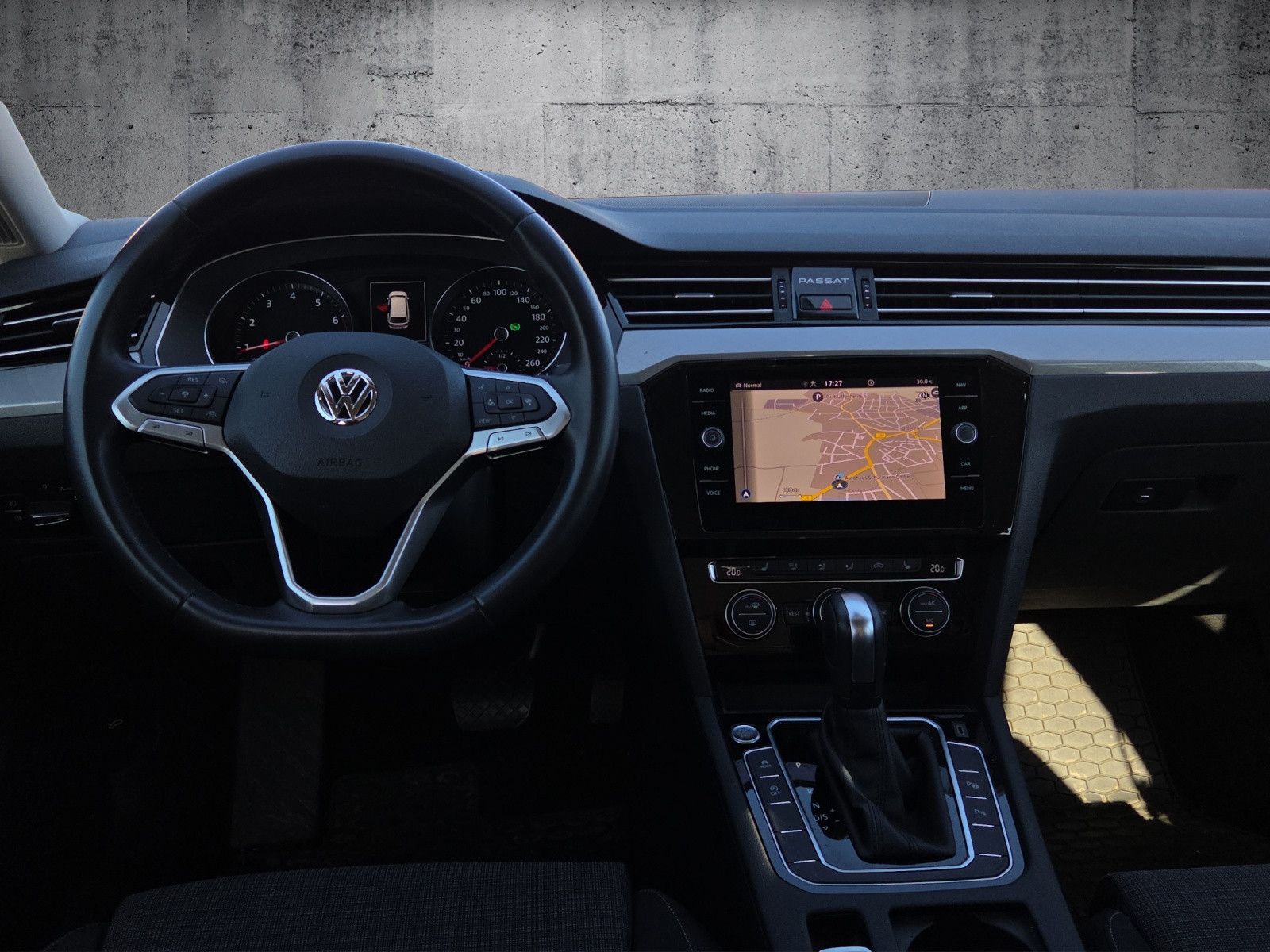 Passat Variant Business 2.0 TSI OPF 140kW DSG