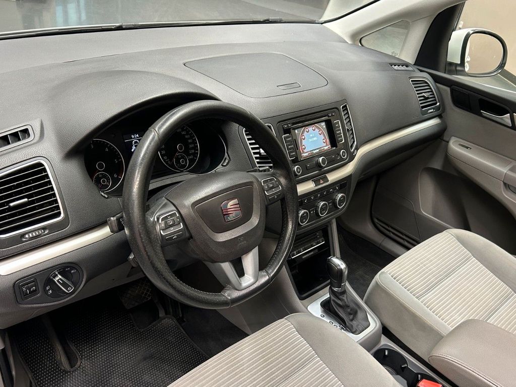 SEAT Alhambra 2.0 TDI Style *7 SITZER*PANO*AHK*NAVI*