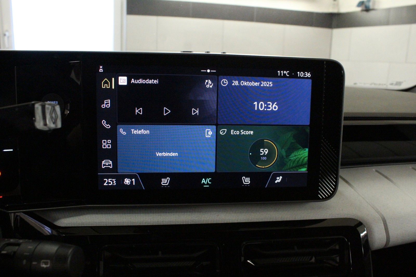 Fahrzeugabbildung Renault R 5  E-Tech 120 Urban Range *CCS /Schuko*