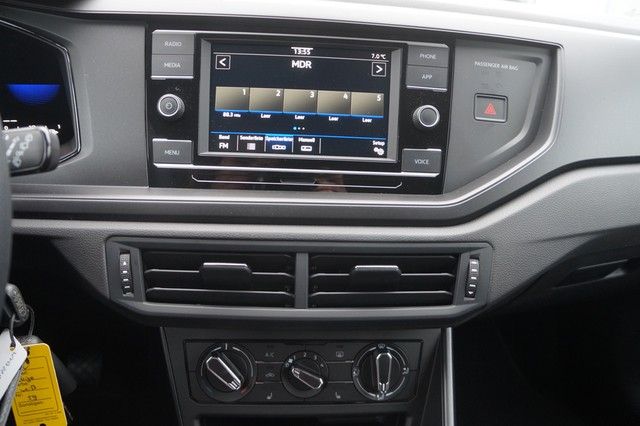 Fahrzeugabbildung Volkswagen Taigo TSI LED AHK AID GRA PDC SH