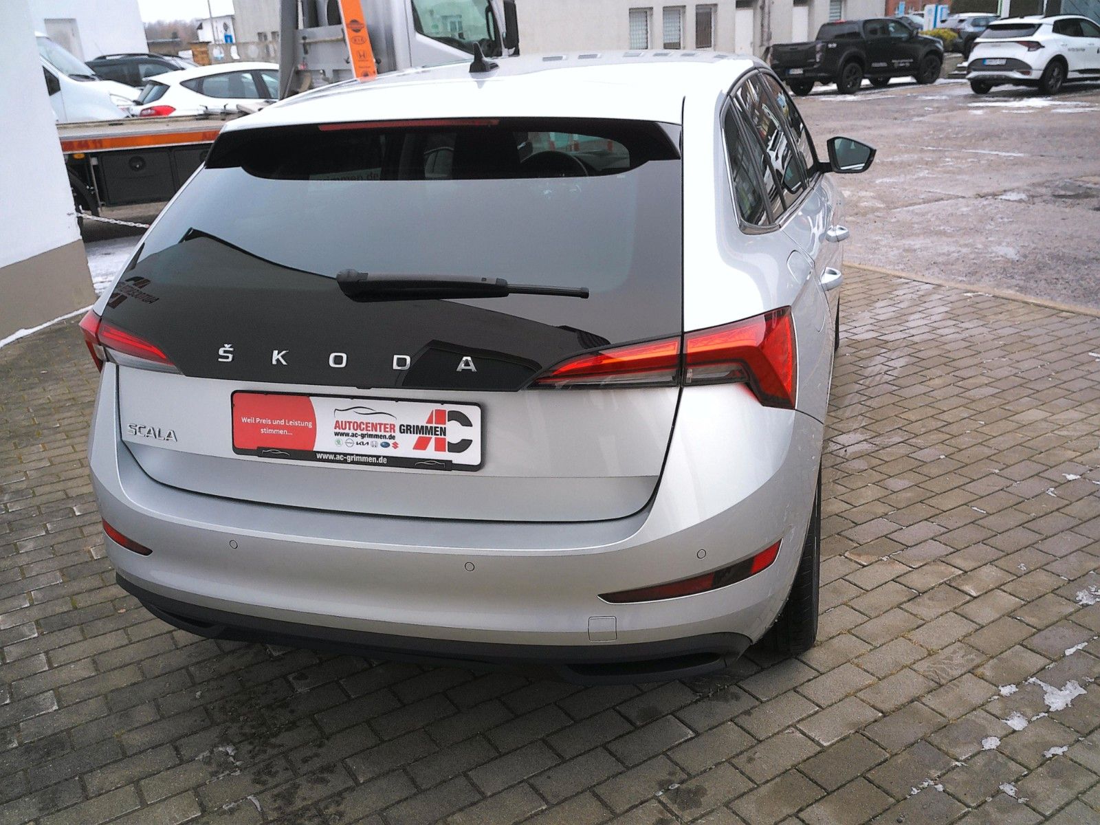 Fahrzeugabbildung SKODA Scala Clever 1.0 TSI  LED DSG Navi Rüka