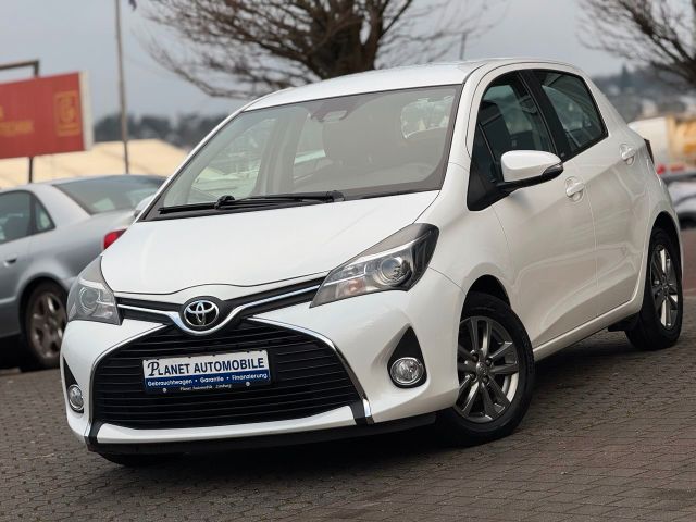 Toyota Yaris Edition-S/NAVI/KAMERA/SHZ/SPHAS/TÜV-NEU