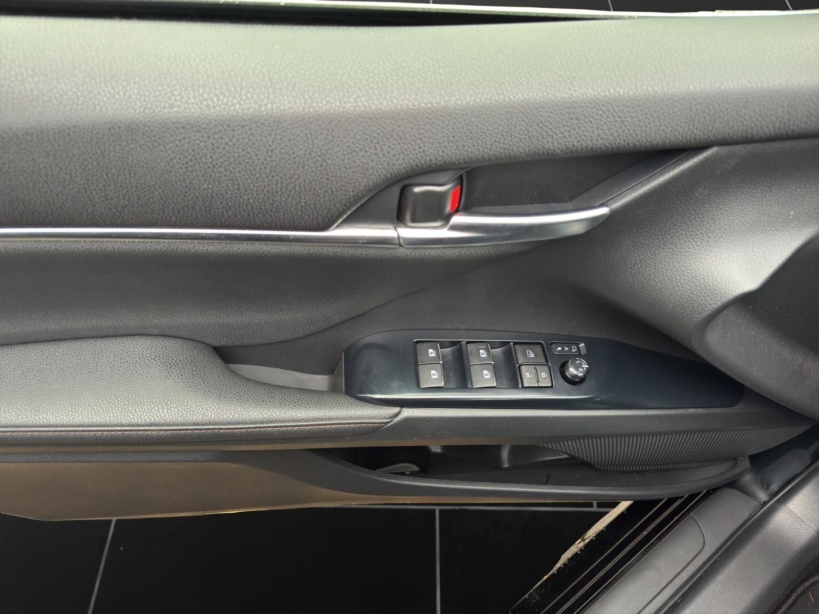 Toyota Camry HYBRID*NAVI*15 JAHRE GARANTIE