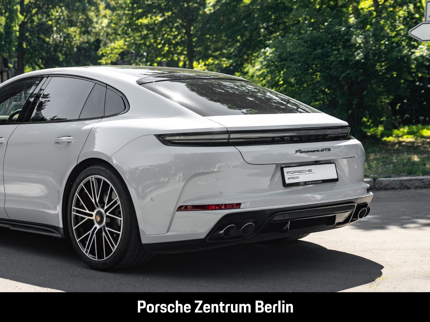 Porsche Panamera GTS Burmester HA-Lenkung InnoDrive foto 12