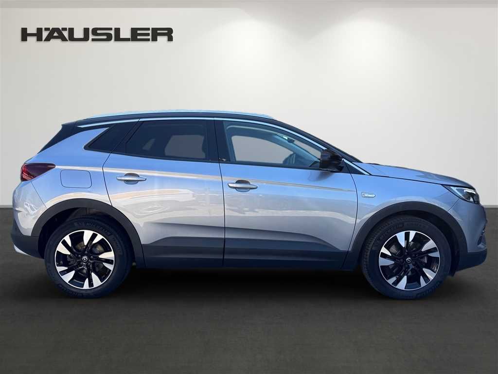 Opel Grandland X 1.6 Turbo INNOVATION Navi Kamera Par imagem 3
