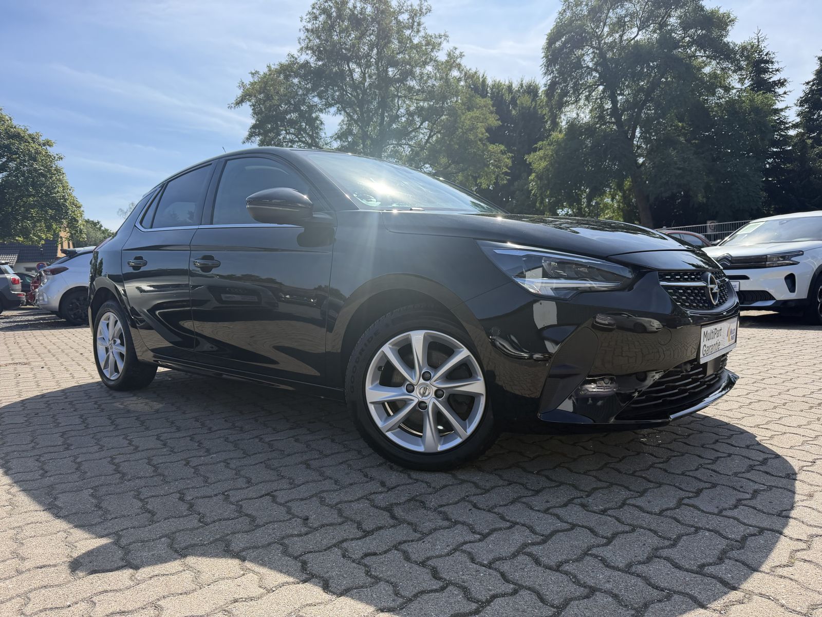 Opel Corsa ELEGANCE/SHZ/CAR-PLAY/KAMERA/KEYLESS/1.HD