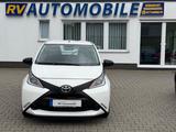 Toyota Aygo AYGO x - gebrauchte Toyota Aygo (X) aus dem Jahr 2016