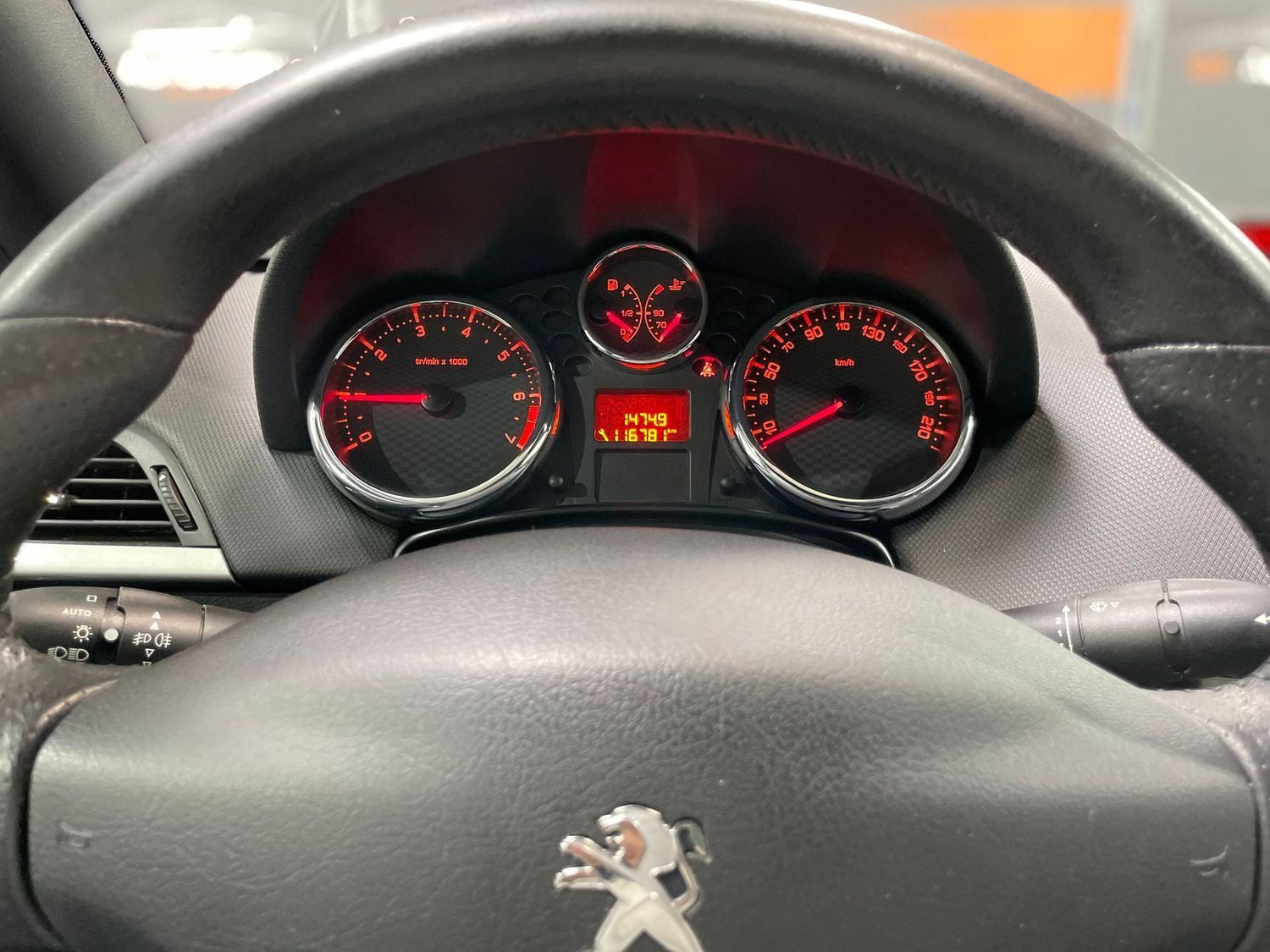 Fahrzeugabbildung Peugeot 207 CC Roland Garros #Tempomat#JBL#Shz