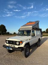 Toyota Land Cruiser HZJ 78 Buschtaxi Klima Sperren