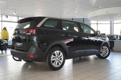 Fahrzeugabbildung Peugeot 5008 1.2T ACTIVE PACK 7-SITZ NAVI/LED/KAMERA/DAB
