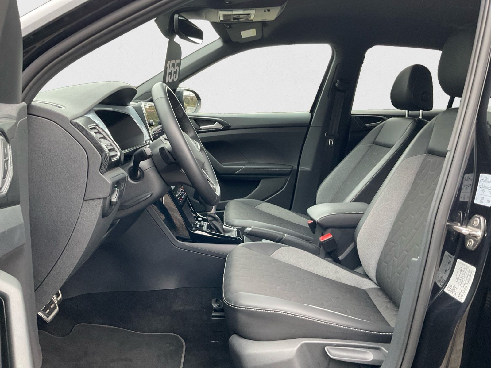 Volkswagen T-Cross - Bild 9