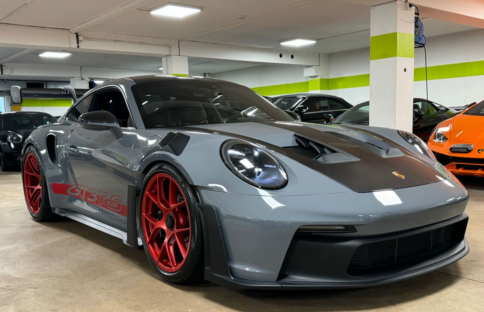 Fahrzeugabbildung Porsche 992 GT3 RS WEISSACH CARBON CERAMIC LIFT 24 FULL!