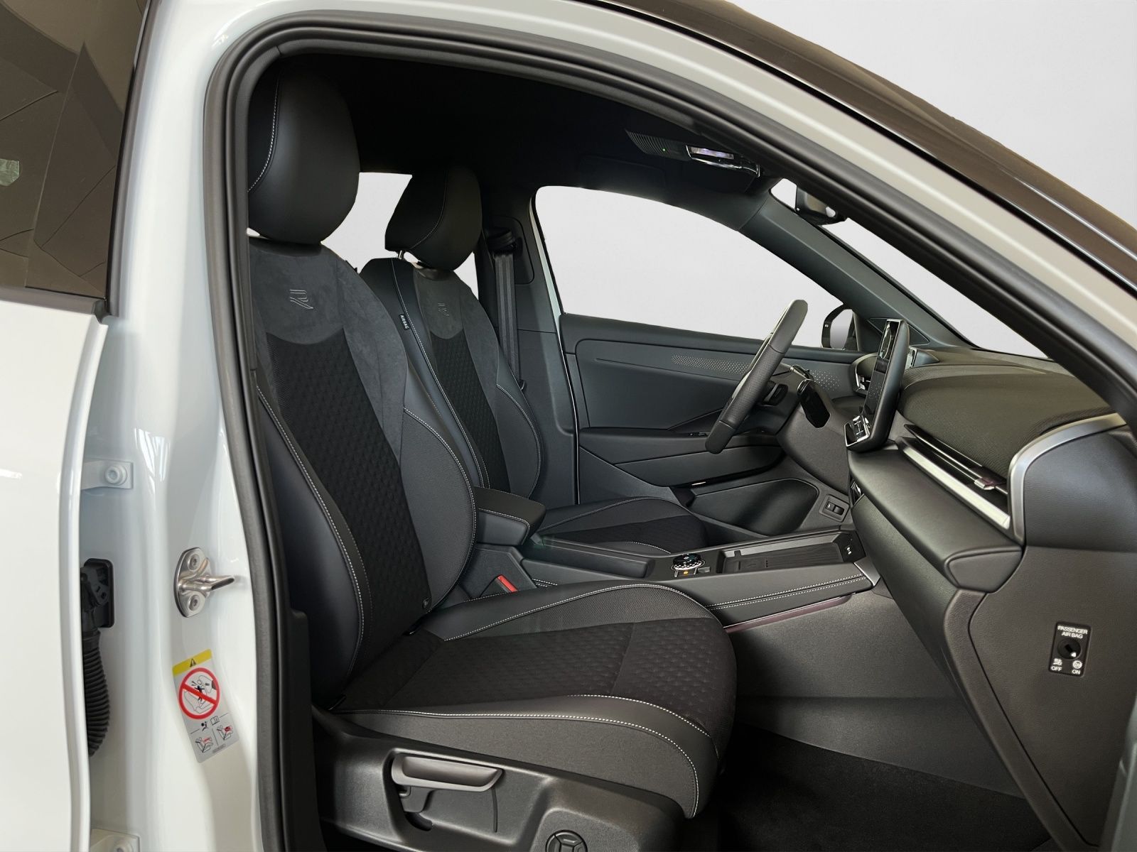 Volkswagen T-Roc - Bild 6