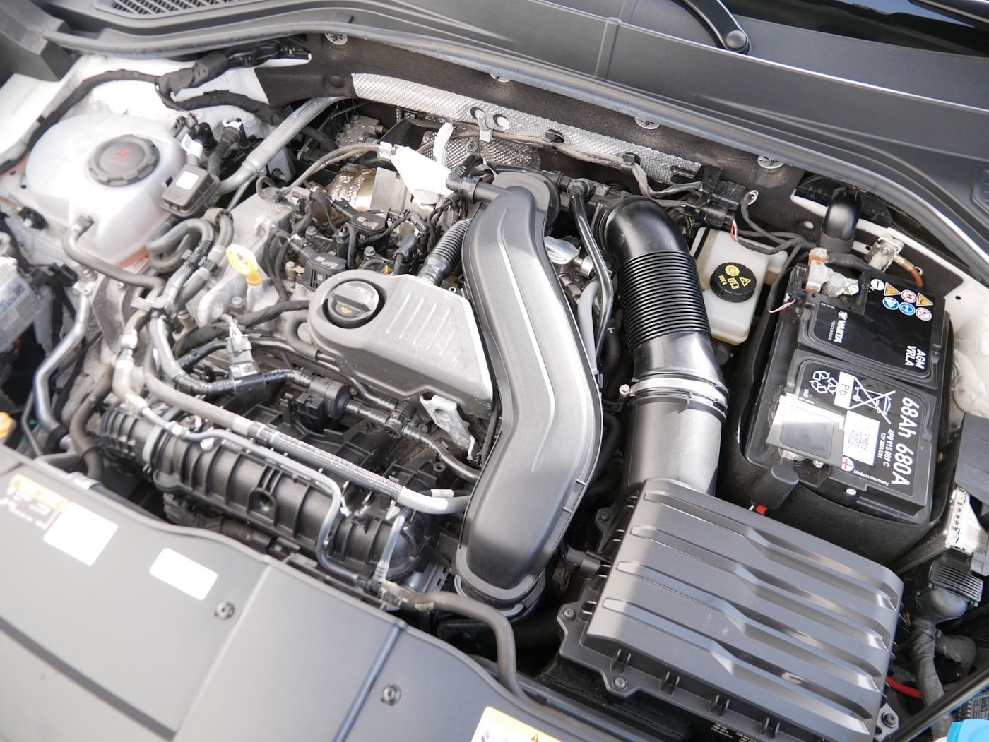 Fahrzeugabbildung Volkswagen T-Roc Cabriolet 1.5 R-Line NEU60T AHK Standhz AC