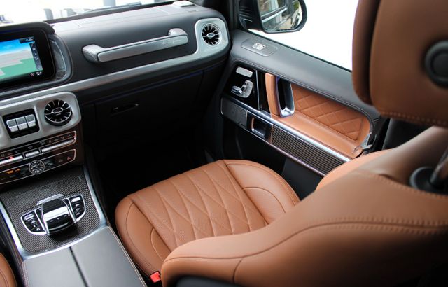 Mercedes-Benz G63 AMG/ NIGHT/ TV/ MANUFAKTUR/ STANDHZG./ AHK Mercedes-Benz G63 AMG/ NIGHT/ TV/ MANUFAKTUR/ STANDHZG./ AHK