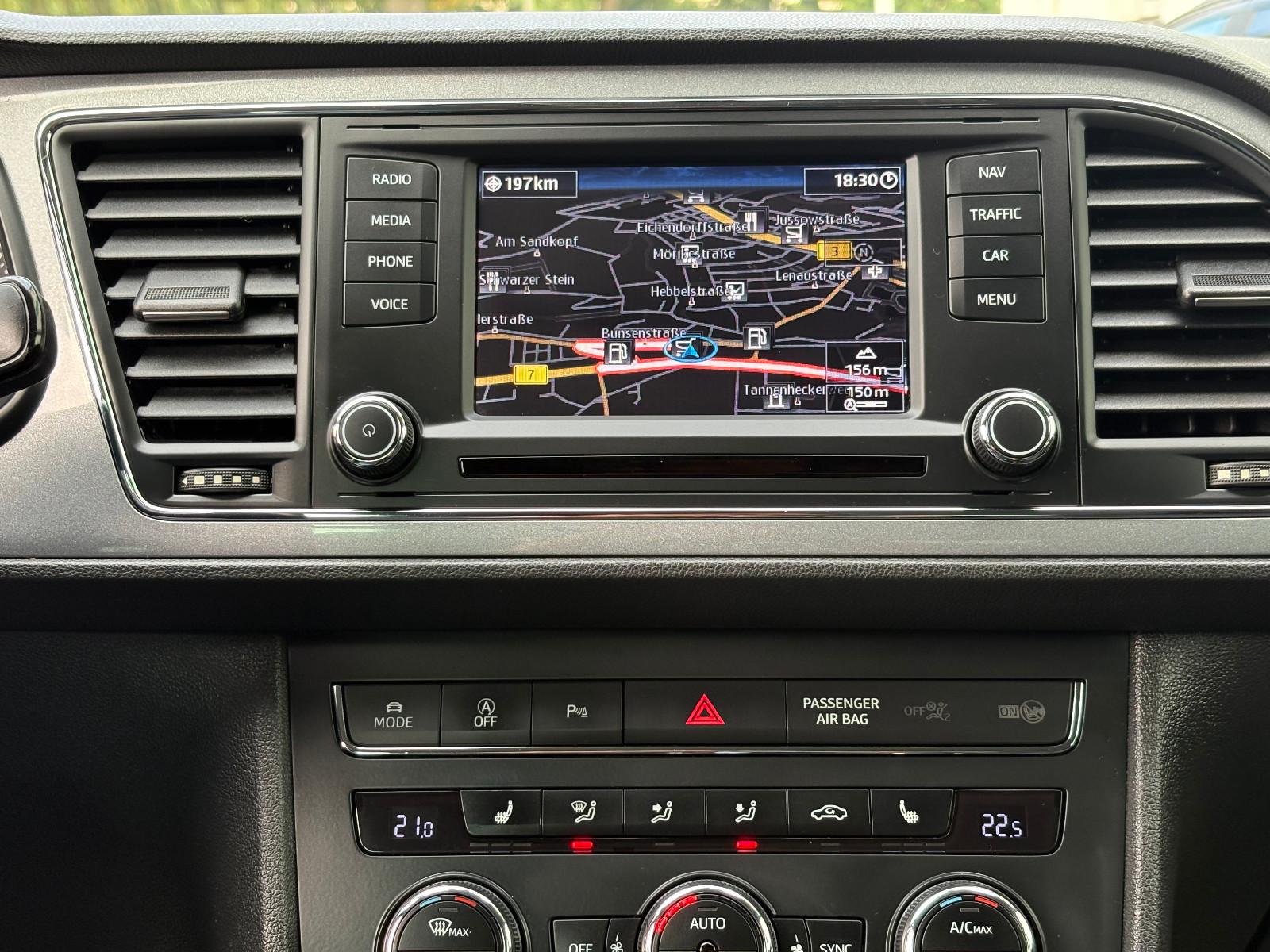 Seat Leon 2015 — photo 16