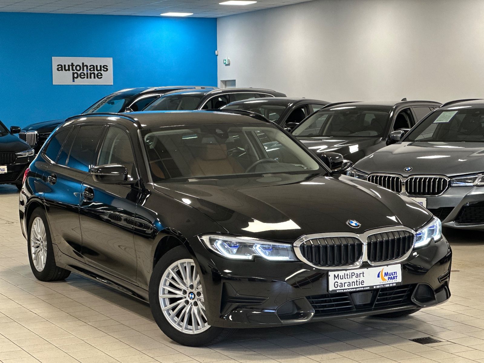 BMW 318d SportLine Aut/Laser/Stop&amp;Go/Leder/KeyLessGo