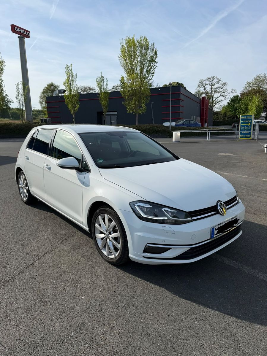 VW Golf
